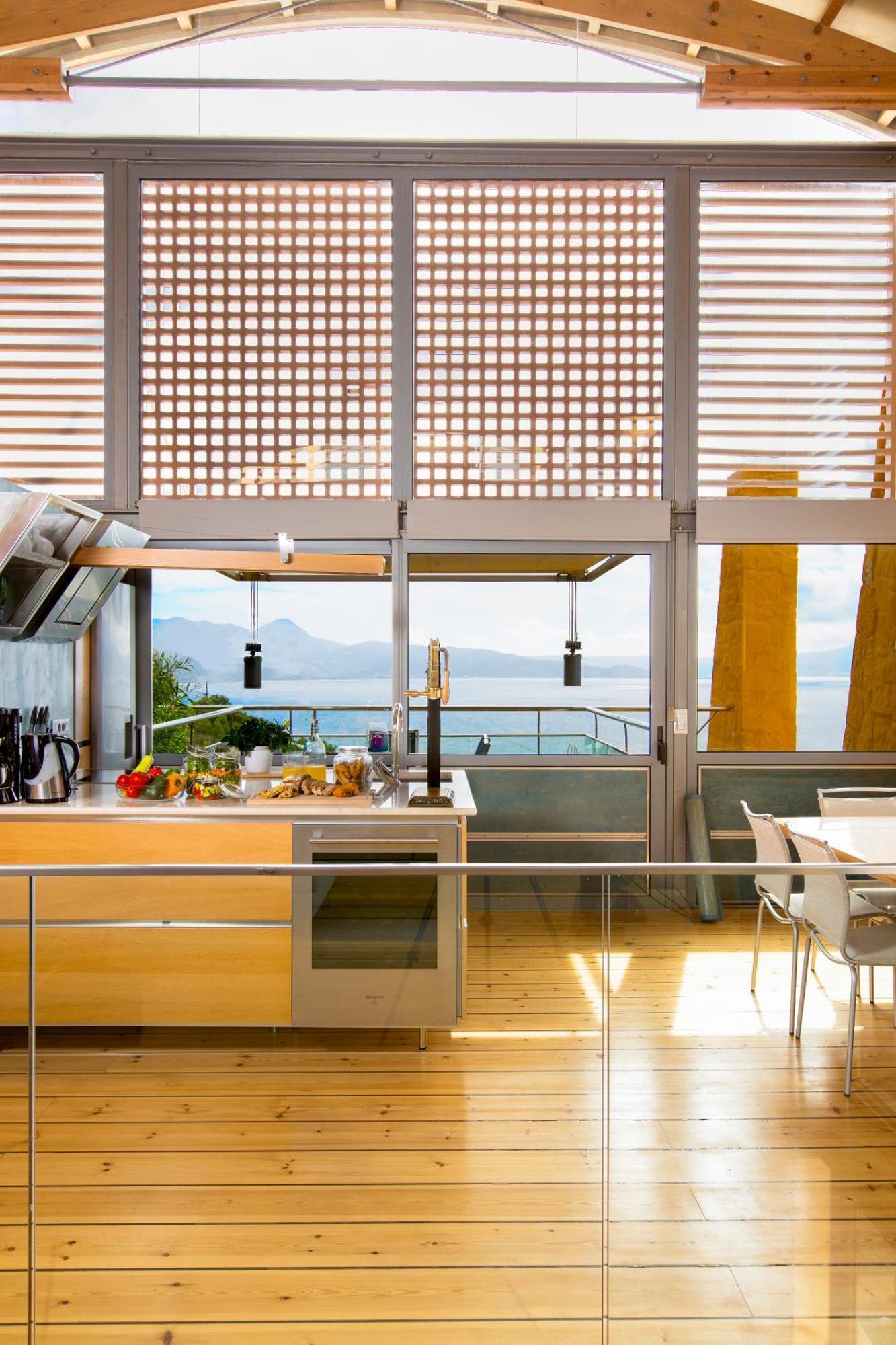 Beachfront Ravdoucha Epavlis Eleni Villa - Pool, Hot Tub, Gym, Sauna, Private Parking, Wifi Chania  Exterior foto