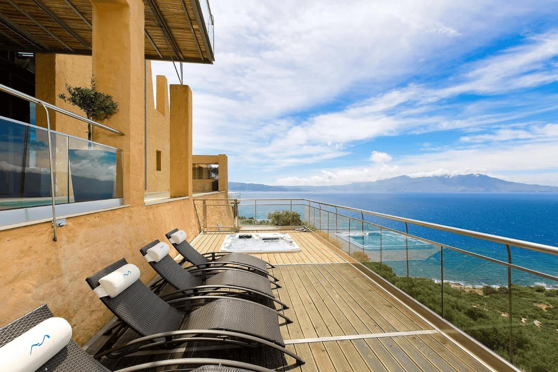 Beachfront Ravdoucha Epavlis Eleni Villa - Pool, Hot Tub, Gym, Sauna, Private Parking, Wifi Chania  Exterior foto